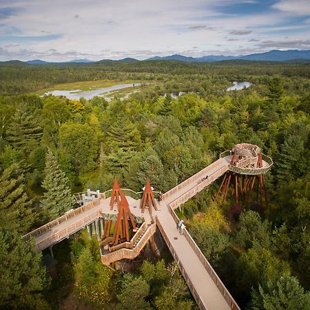 Voco Saranac Lake Ny - Waterfront By Ihg מראה חיצוני תמונה